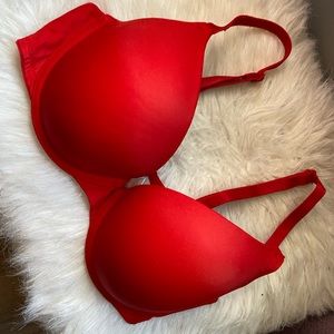 Red PINK bra